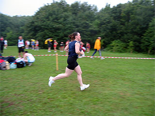 2004-07-14-Kim_runs.jpg