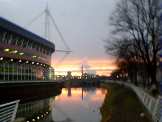 2004-12-02-Stadium_dawn.jpg
